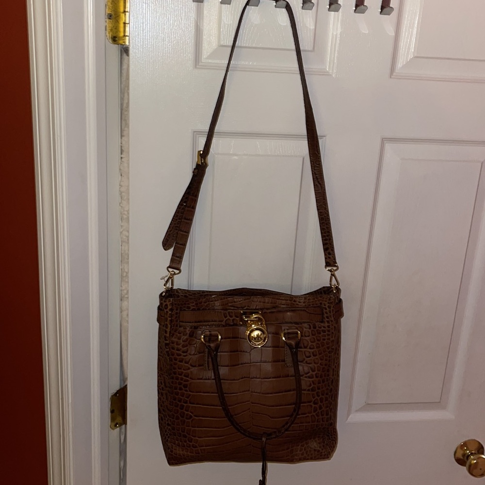 Michael Kors Leather Purse🤎 - Picture 7 of 14